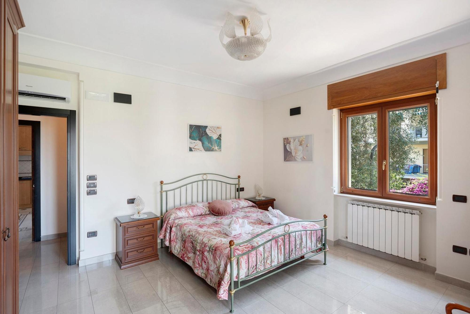 And Center House Sorrente