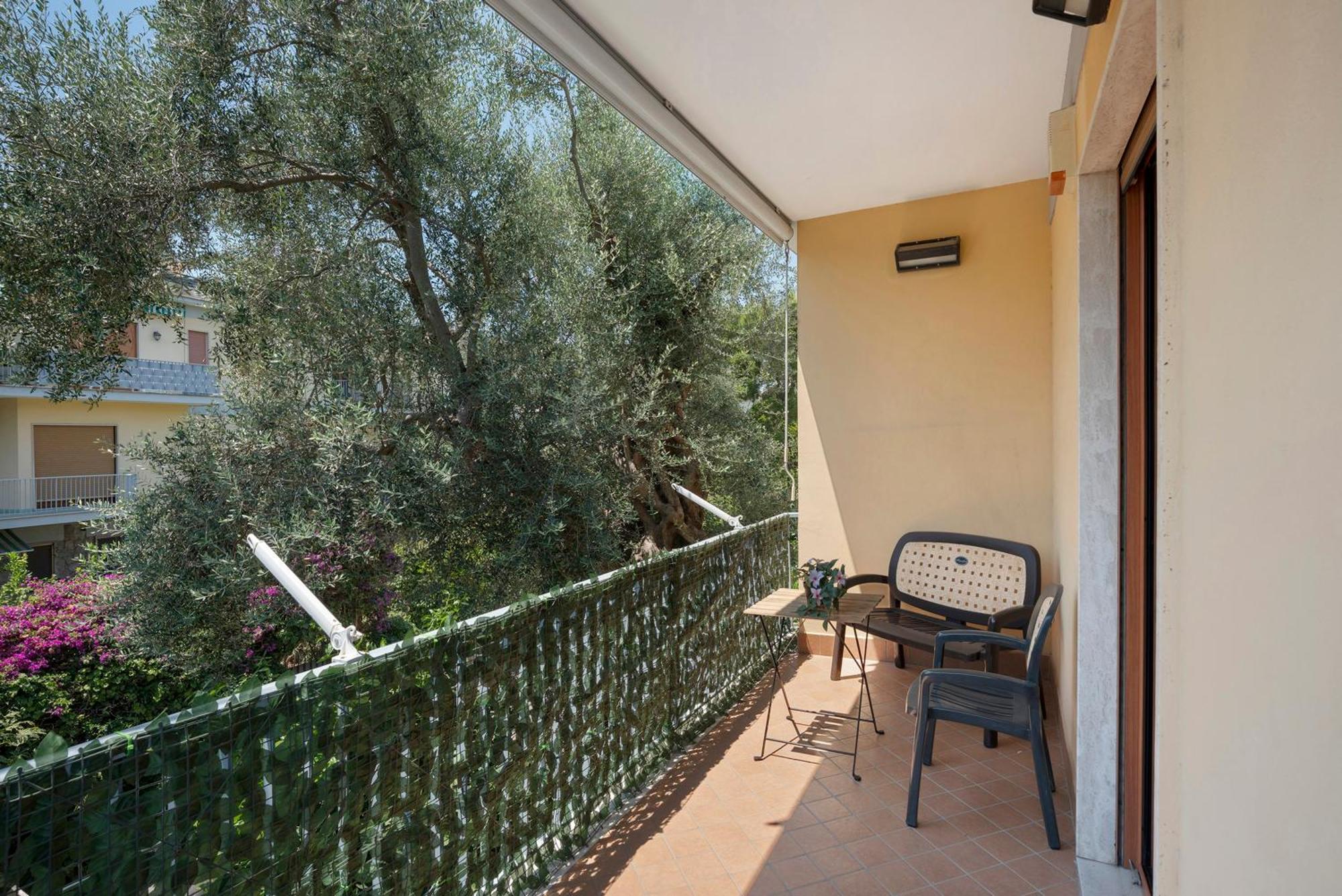 And Center House * Sorrente