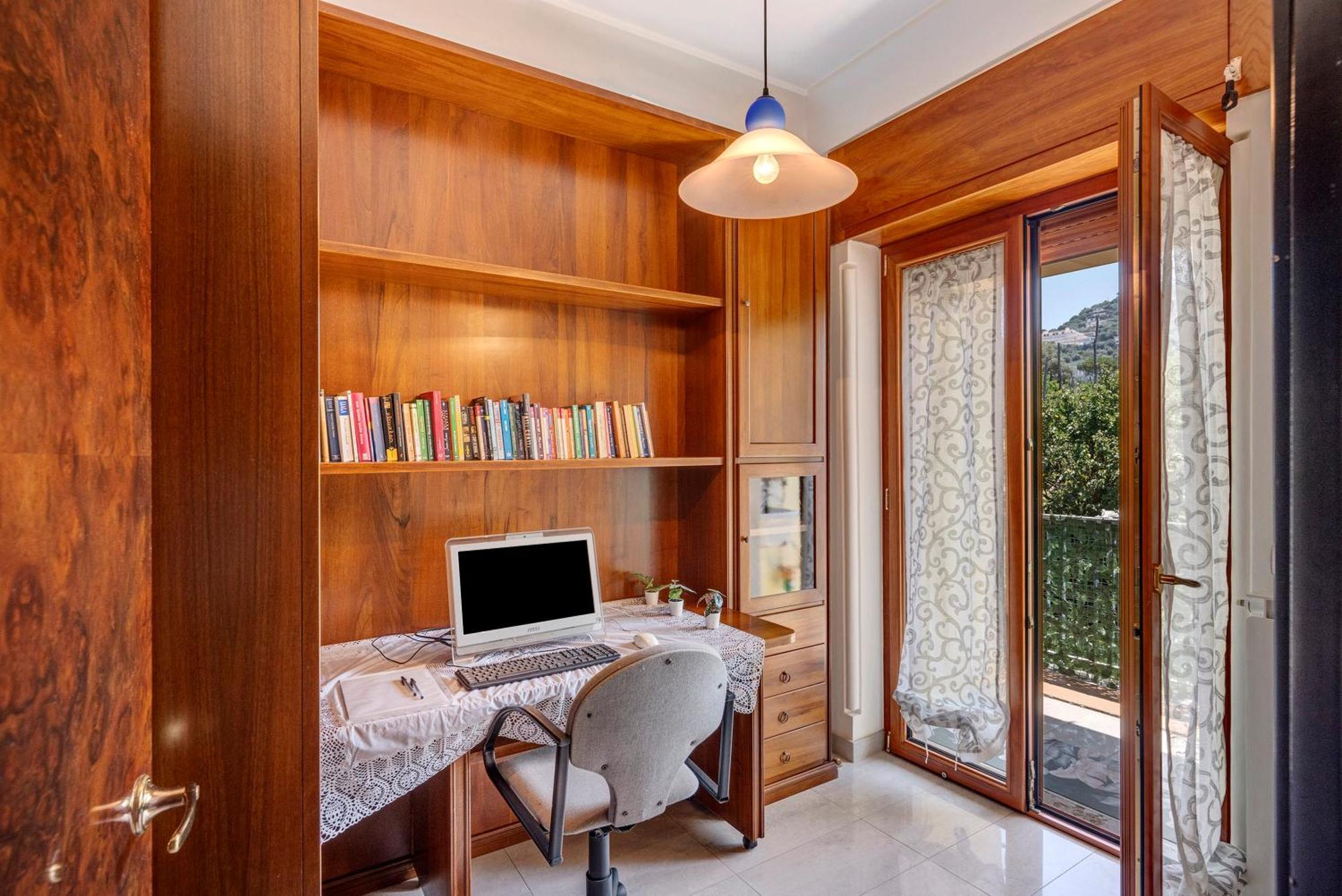 And Center House Sorrente