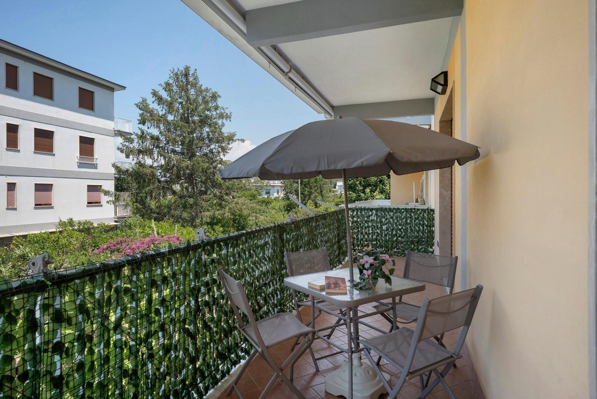And Center House * Sorrente